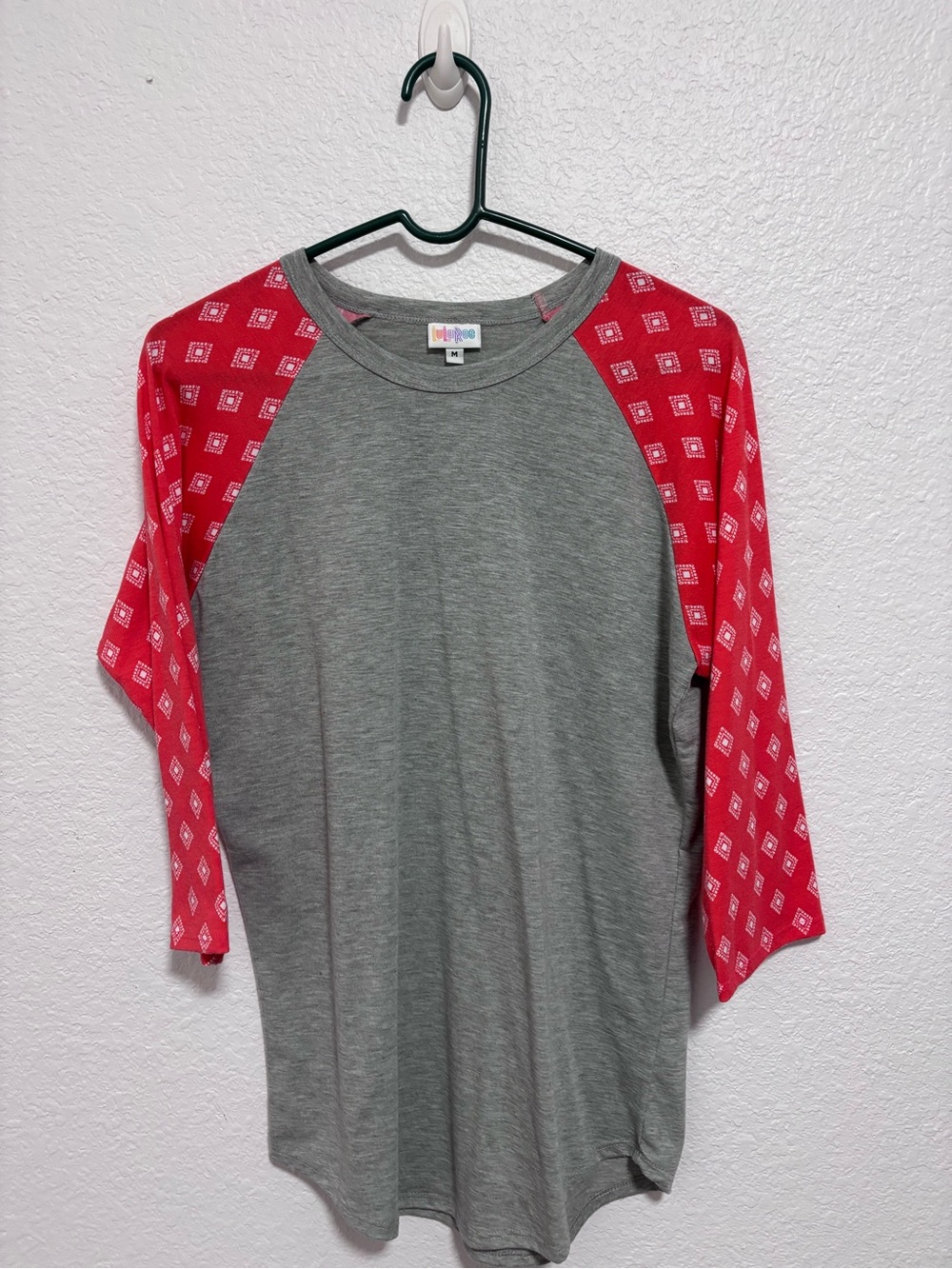 LuLaRoe Gray Raglan Tee with Red Patterned Sleeves